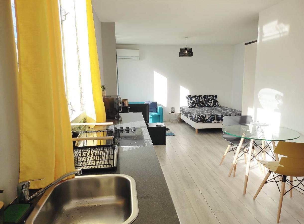 Charmant Studio Idealement Situe A La Marina Du Gosier Apartment Pointe-a-Pitre  Bagian luar foto